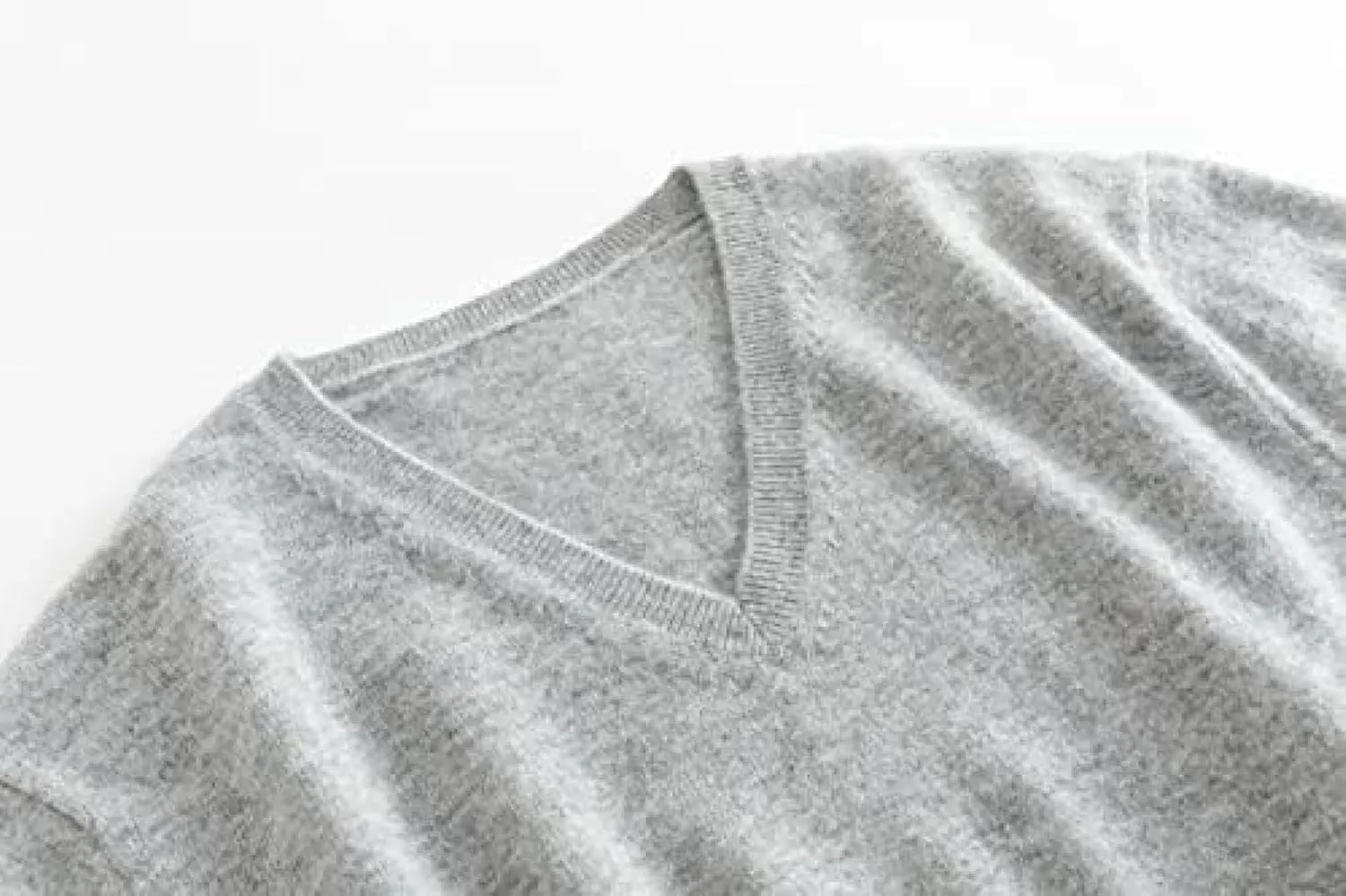 Cashmere Sweater V-Neck Long-Sleeved Solid Color Pullover Sweater Men's Bottoming Shirt,Grey,L