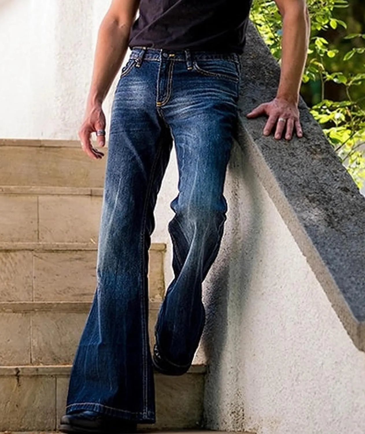 SOMTHRON Men's Vintage Bell Bottom Jean Pants Relaxed Fit Classic 60s 70s Disco Retro Flared Denim Trousers