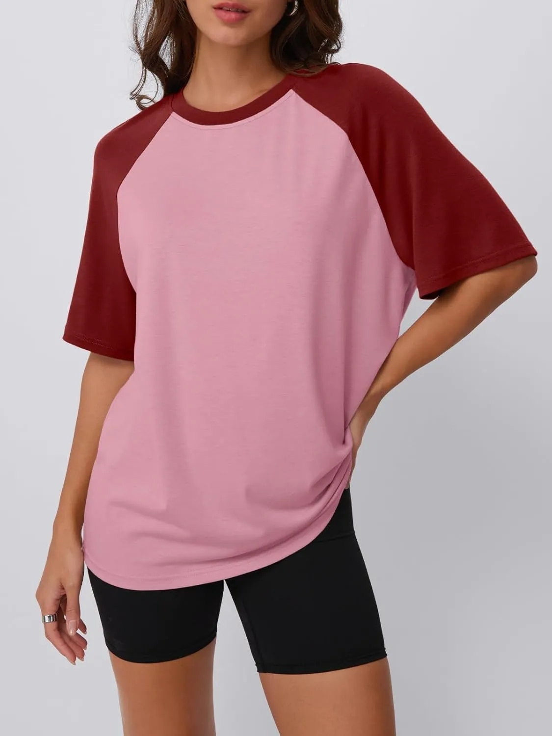 Trendy Queen Oversized Short Sleeve T Shirts for Women Workout Casual Summer Tops Loose Fit Cute Basic Tees
