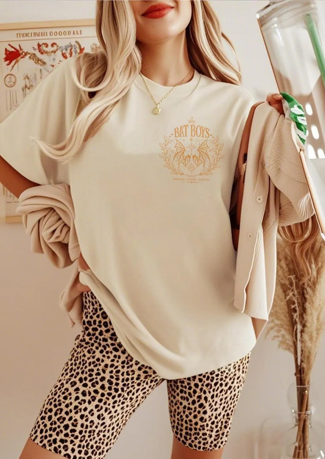 Velari Shirt Women Oversized Vintage Book Tshirt The Night Court T-Shirt Bat Boys Graphic Tee Bat Bookish Book Lover Tops