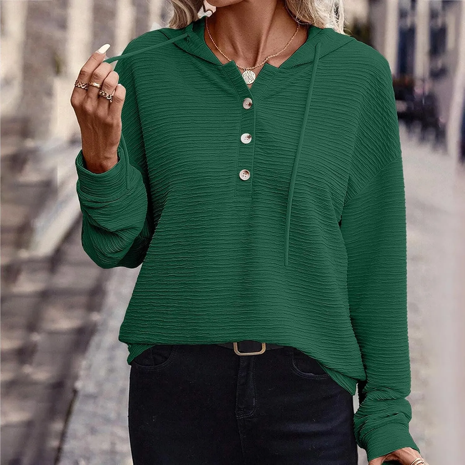Women's Casual Hoodies Long Sleeve Solid Color Lightweight Pullover Tops Loose Sweatshirt Pleated Drawstring Shirts